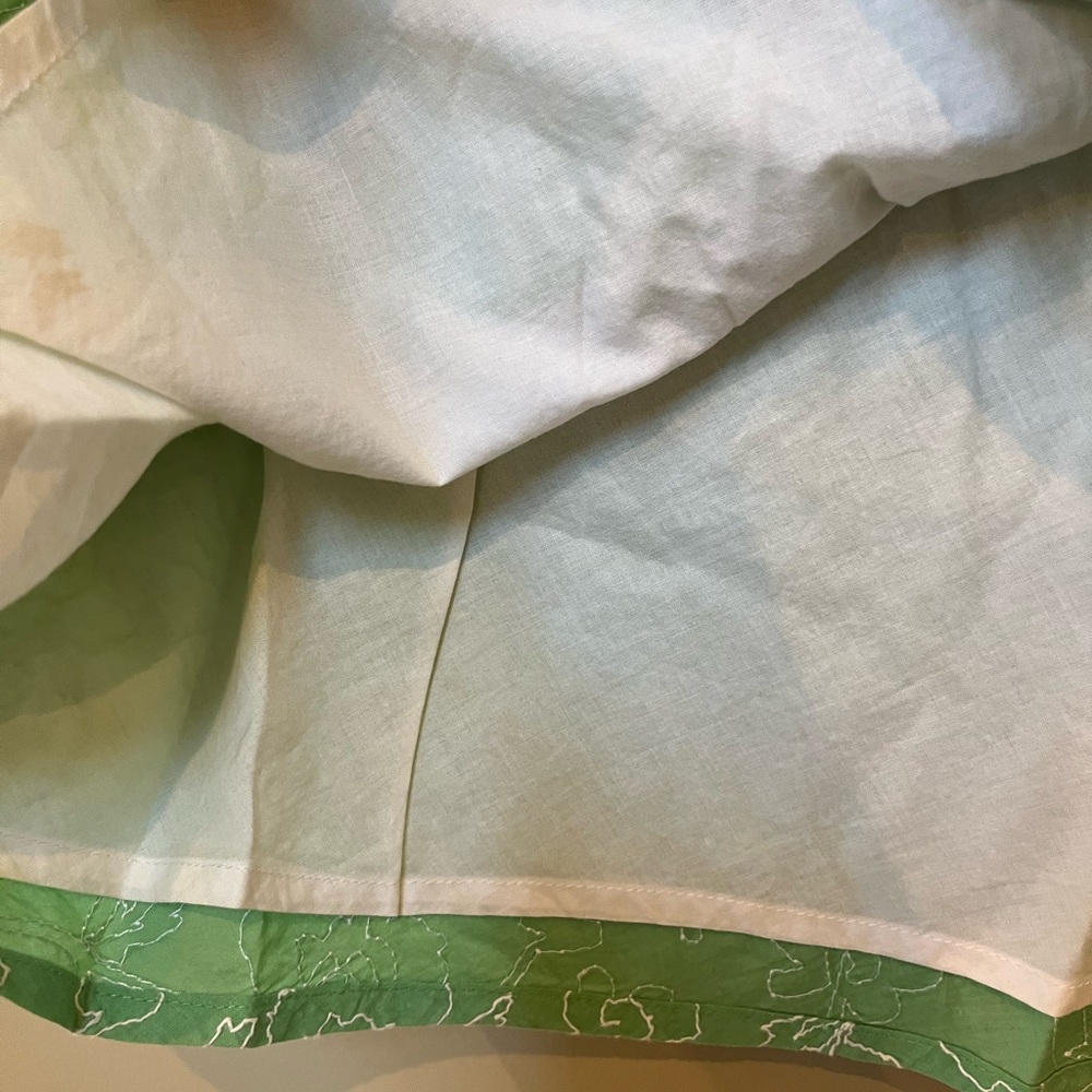 Women’s skirt, Talbots, size 14, light green with white threaded embroidery - Picture 6 of 8